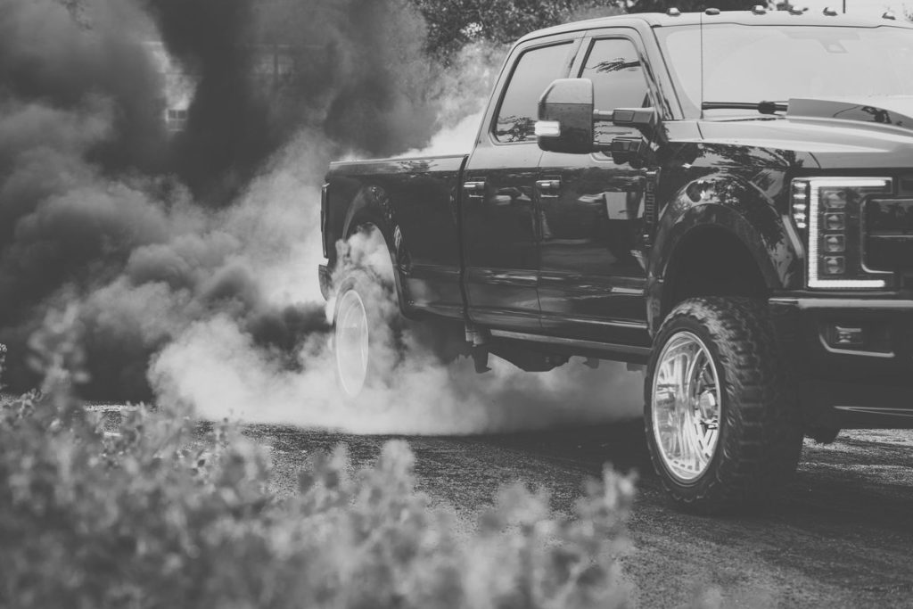 fumée blanche moteur diesel accélération