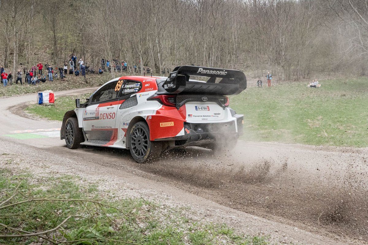 toyota yaris pression des pneus