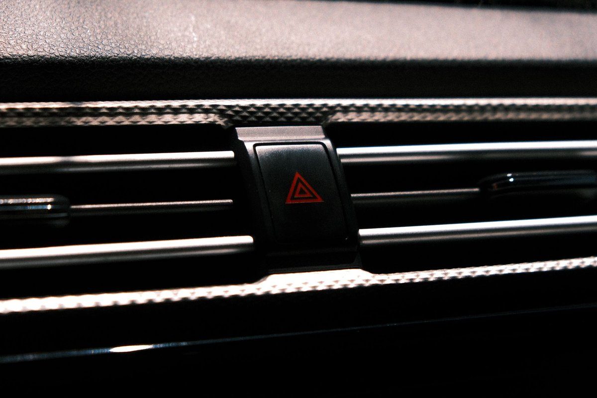 voyant voiture avec clé signification